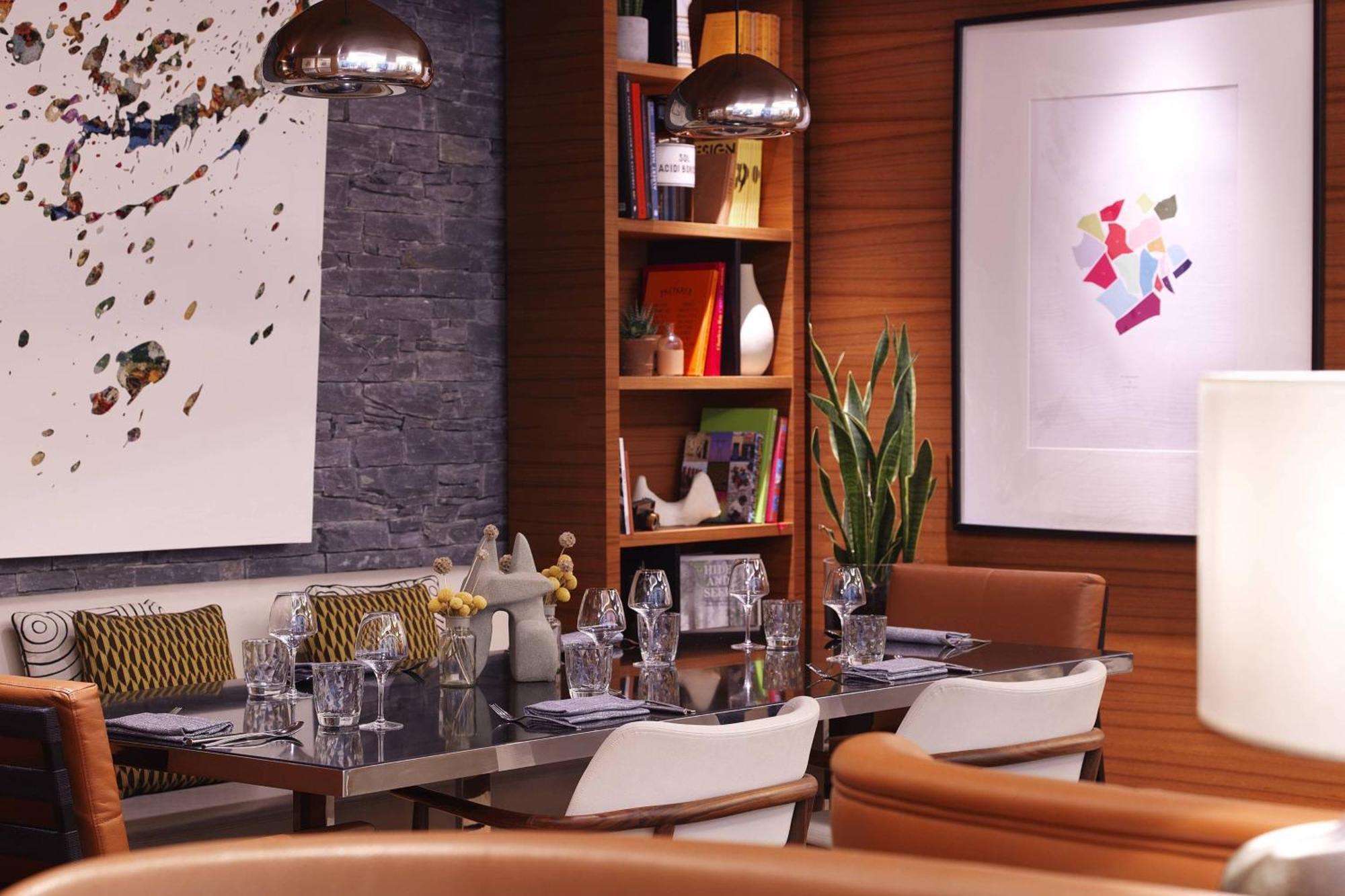 Renaissance Republique Hotel&spa Hotel